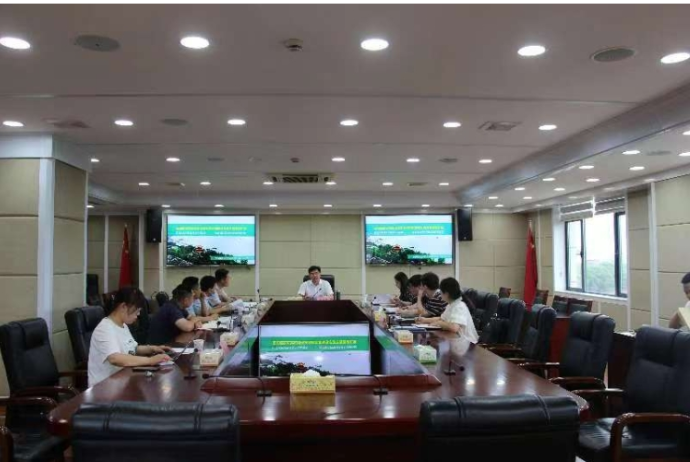 凝心聚力，爭(zhēng)創(chuàng)國(guó)家農(nóng)高區(qū)—岳陽(yáng)市人民政府副市長(zhǎng)張世愚聽(tīng)取創(chuàng)建工作匯報(bào)